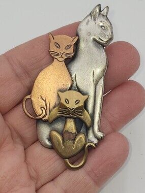Vintage K&T Cat Trio copper silver tone Metal Brooch, Signed Lapel Pin, Estate